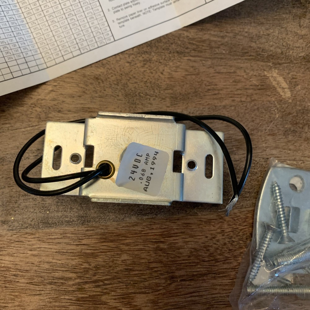 Rixson IS-FM998 689 Electromagnetic Door Holder/Release Wall Mount