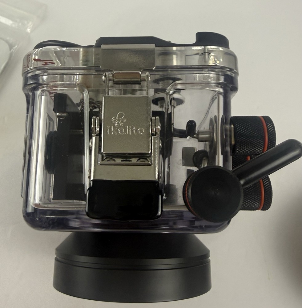 IKELITE DIGITAL WATERPROOF UNDERWATER CAMERA CASE