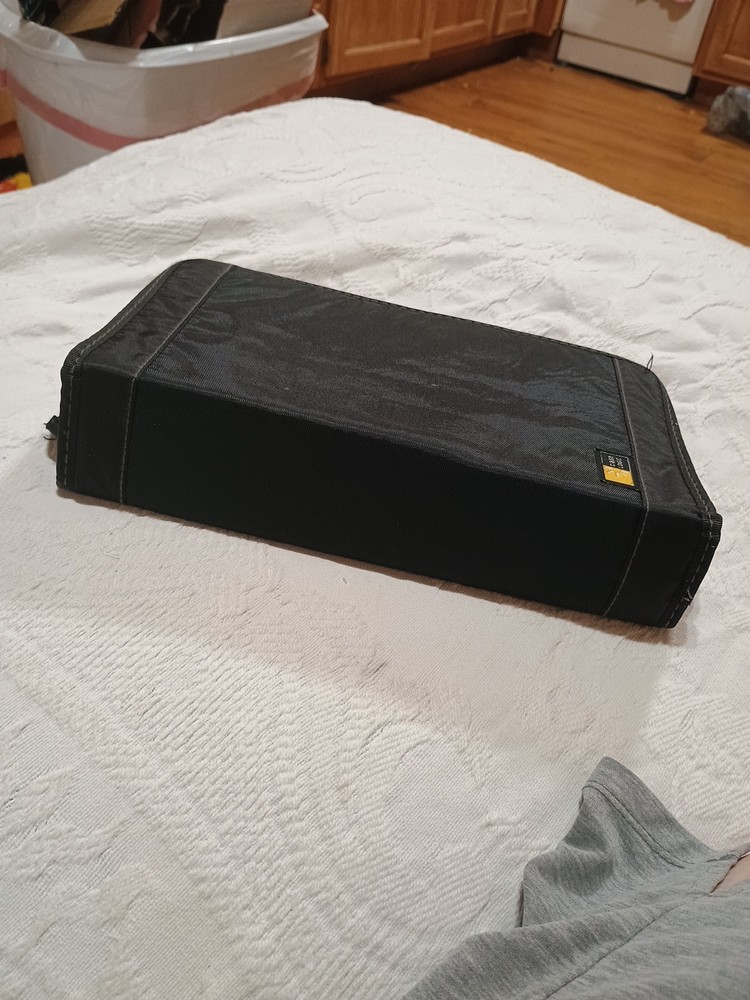 CD Holder Case Logic - Wallet for CD/DVD discs - Nylon Black Plus 13 CD