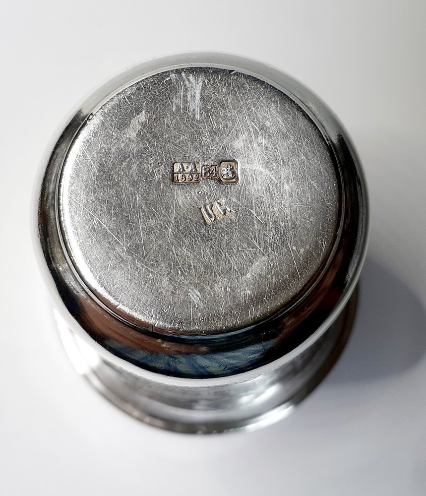 84 Silver Cup/Kiddush/Beaker .... 4.5 liquid oz ......LARGE NICE.....48.20 Grams