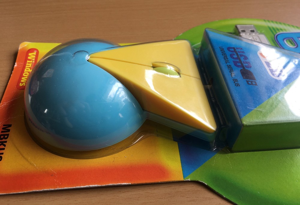 “Blocky” mouse for Windows - with scroll botton