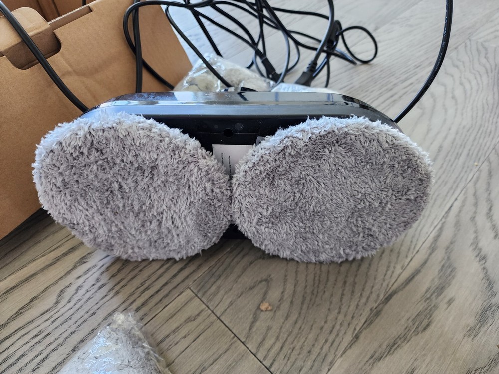 Automatic Window Cleaning Robot With 24 Resuable Microfiber Cleaning Wipes