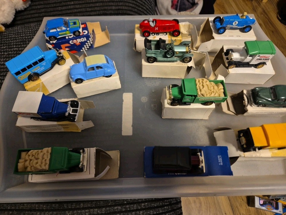 Mixture Of Corgi  Matchbox  And Lledo
