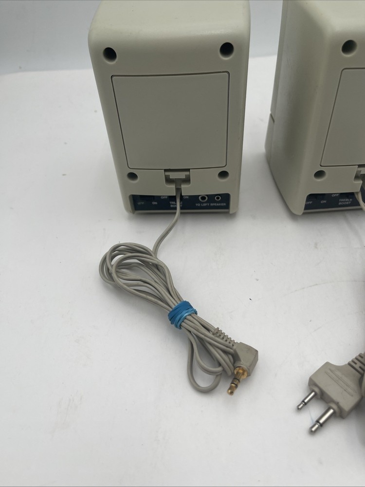 Labtec CS-150 Stereo Computer Speakers System