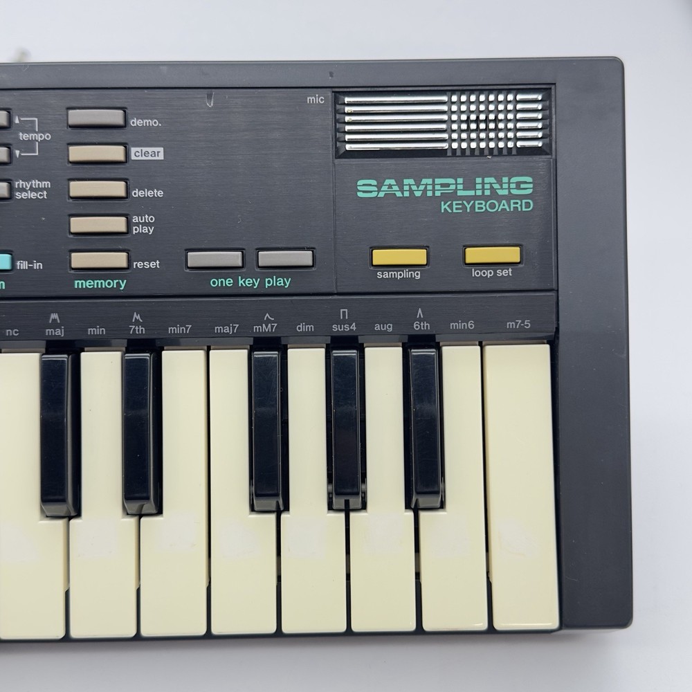 Casio SK-1 Sampling Electronic Keyboard Synthesizer 32 Key TESTED READ BELOW!