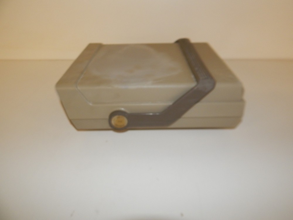 TENMA MODEL 72-380 Digital FUNCTION GENERATOR / FREQUENCY COUNTER (IWJ42)