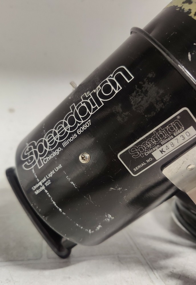Speedotron Universal Light Head Unit Model 102 BULB NOT WORKING