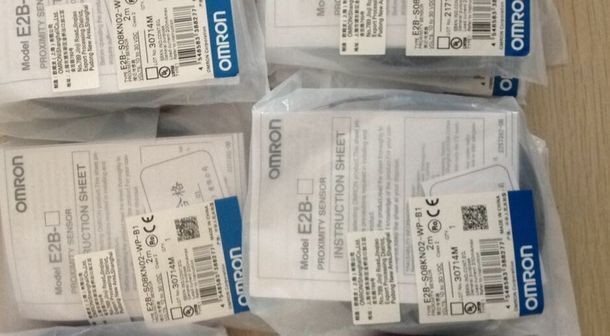 1PCS Omron E2B-S08KN02-WP-B1 E2BS08KN02WPB1 Proximity Switch -New Free Ship