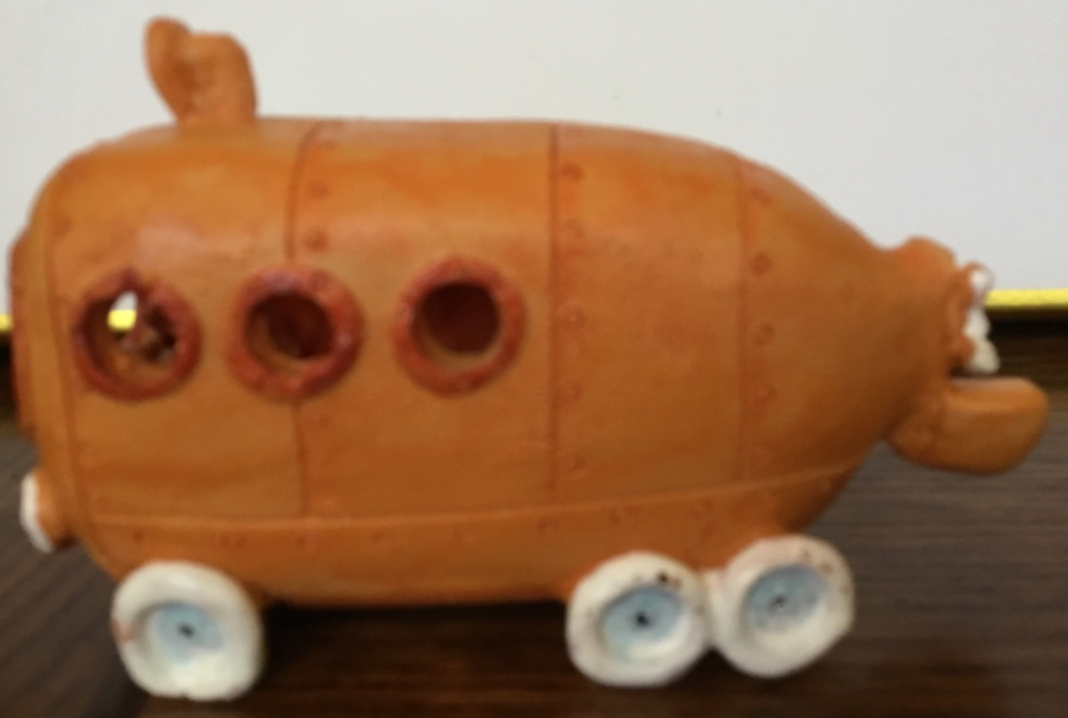 SpongeBob SquarePants Resin Bikini Bottom Bus for Aquarium Fish Tanks Orange