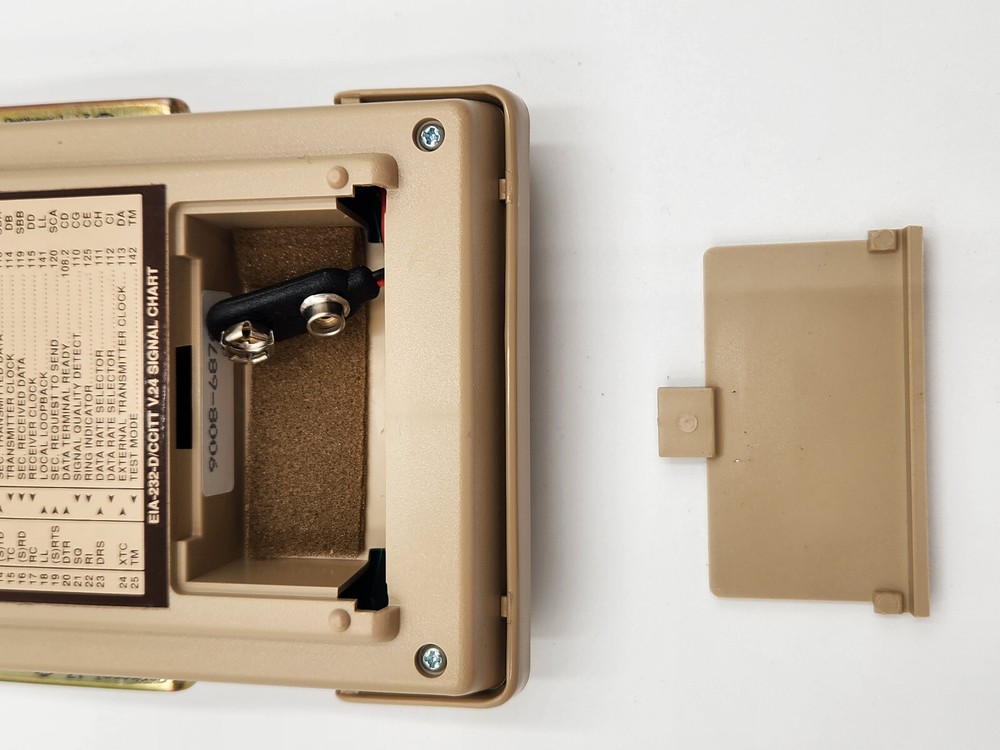 DataTran EIA-232-D/CCITT V.24 Signal Tester Unit w/ Case & Extras