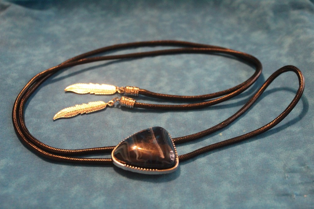 Blue/White Triangle Bolo Tie W/Silver Feather Tips