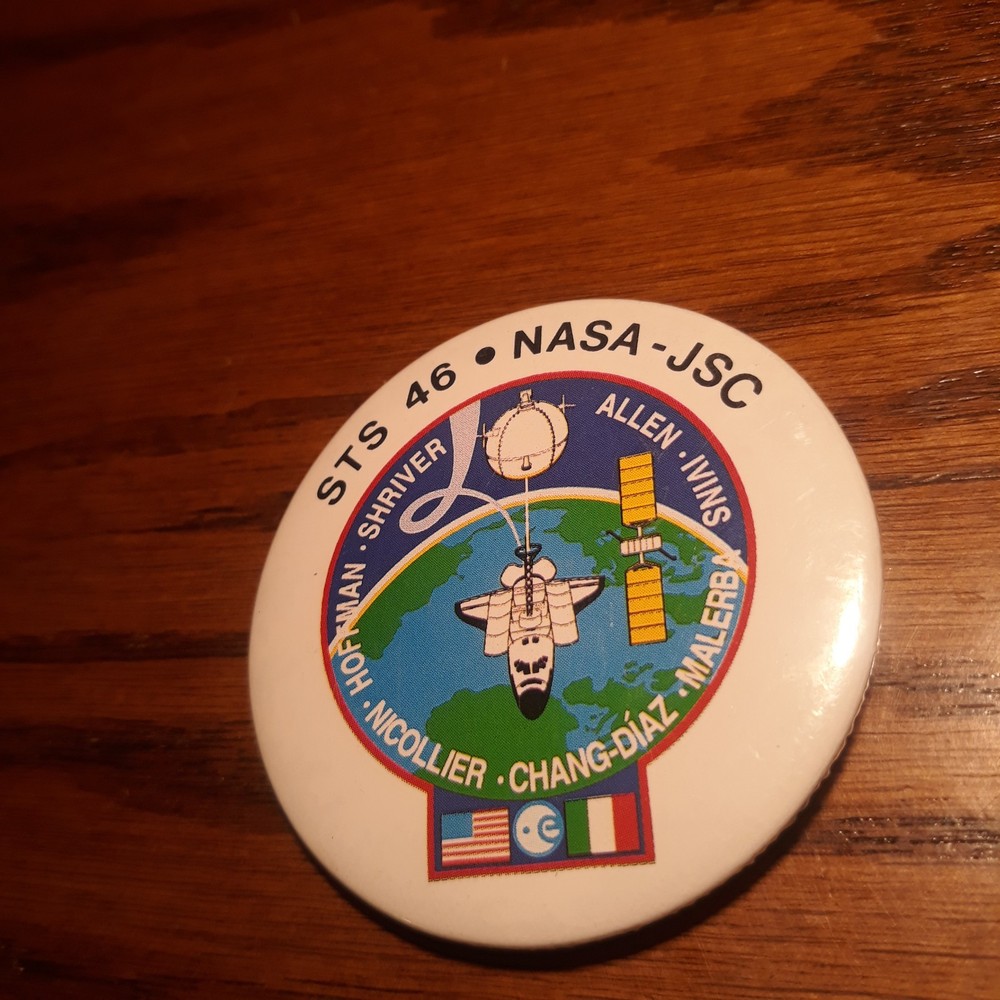10 NASA Pins