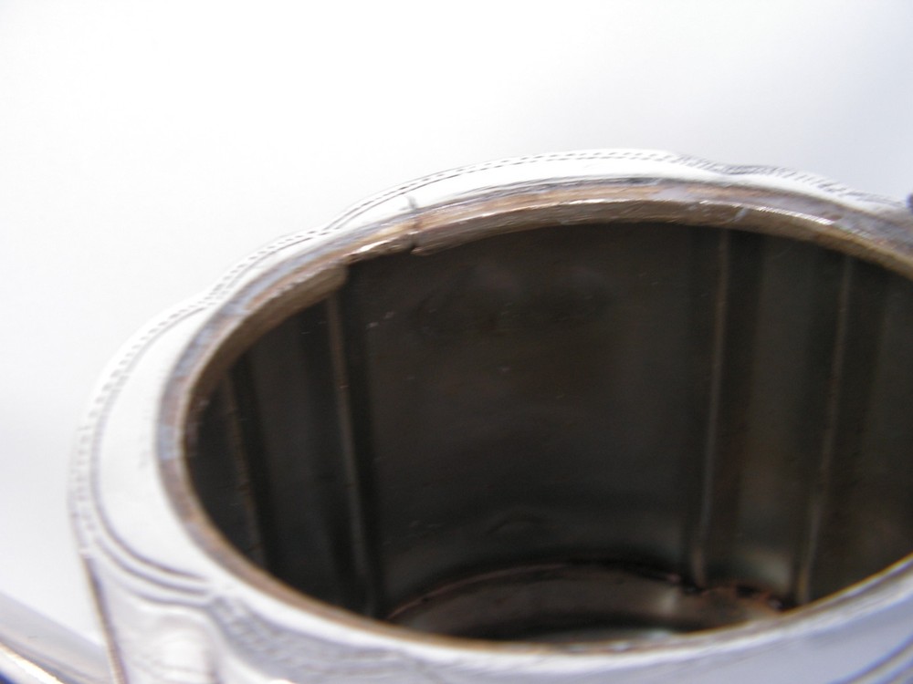 ANTIQUE DECORATIVE VICTORIAN SILVER PLATED TEAPOT