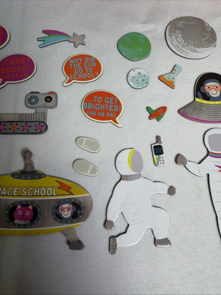 Floss & Rock Magnetic Scenes Playset - Outer Space