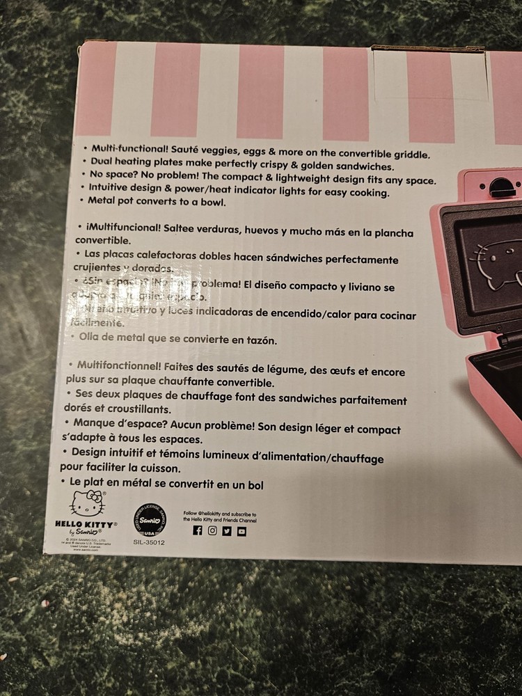 NEW Hello Kitty Soup And Sandwich Maker