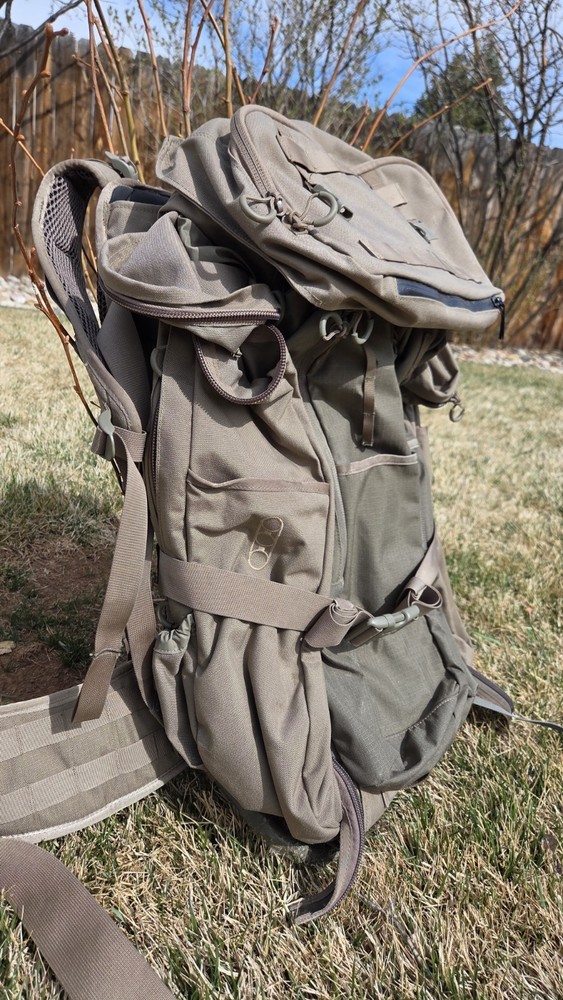 Eberlestock J107 Dragonfly Backpack rifle scabbard batwings expandable