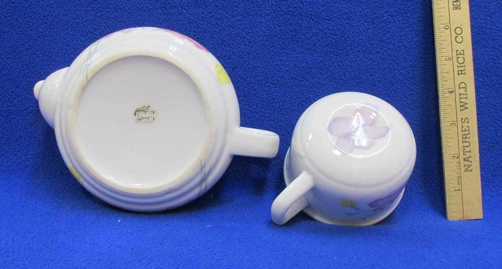 Teapot & Matching Cup Giftcraft White Ceramic Floral on White Stackable Set