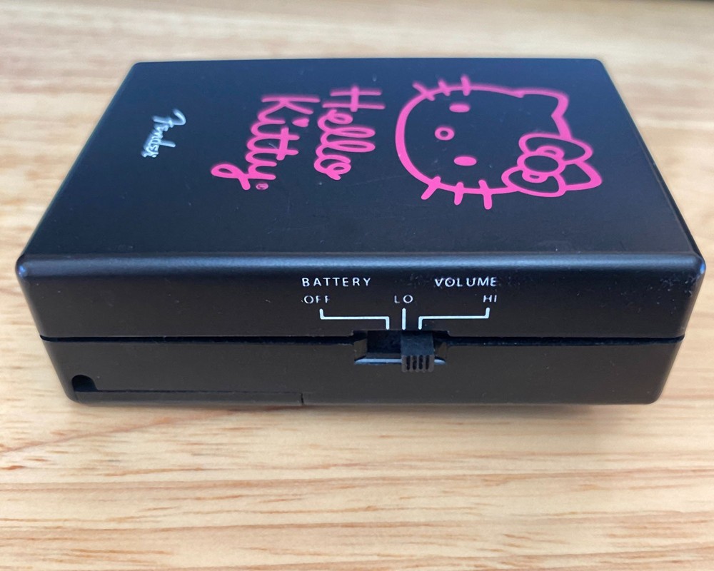 FENDER HELLO KITTY HEADPHONE AMP (Rare)