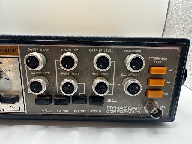 BK Precision 3020 Sweep Function Generator Dynascan Corporation (Untested)