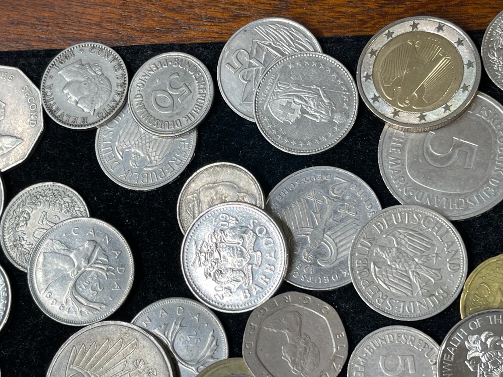 Assorted World Foreign Exchangable Coins Lot 091025