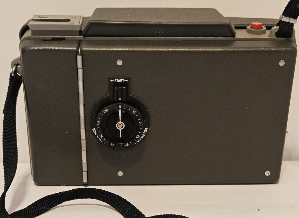 Polaroid 440 Land Camera *Working*