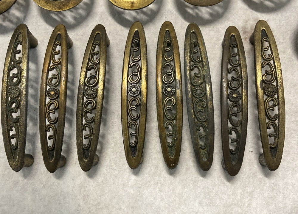33 Japan Made Vintage Cabinet Knobs Door Pulls Drawer. (C1)