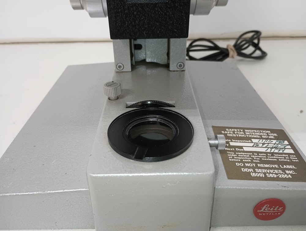 Vintage Leitz Wetzlar Dialux Microscope