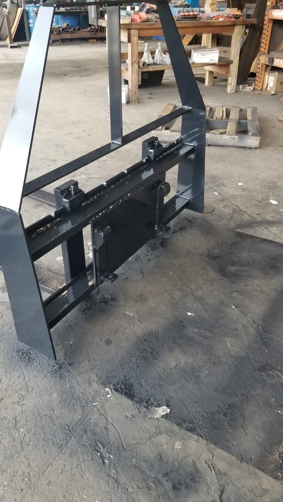 AVANT LOADER PALLET FORKS