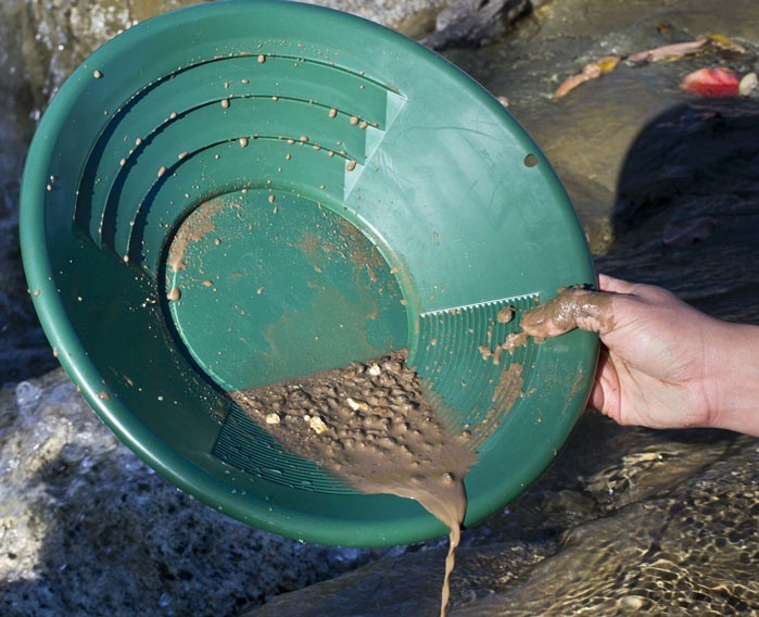 14" Green Gold Panning pan
