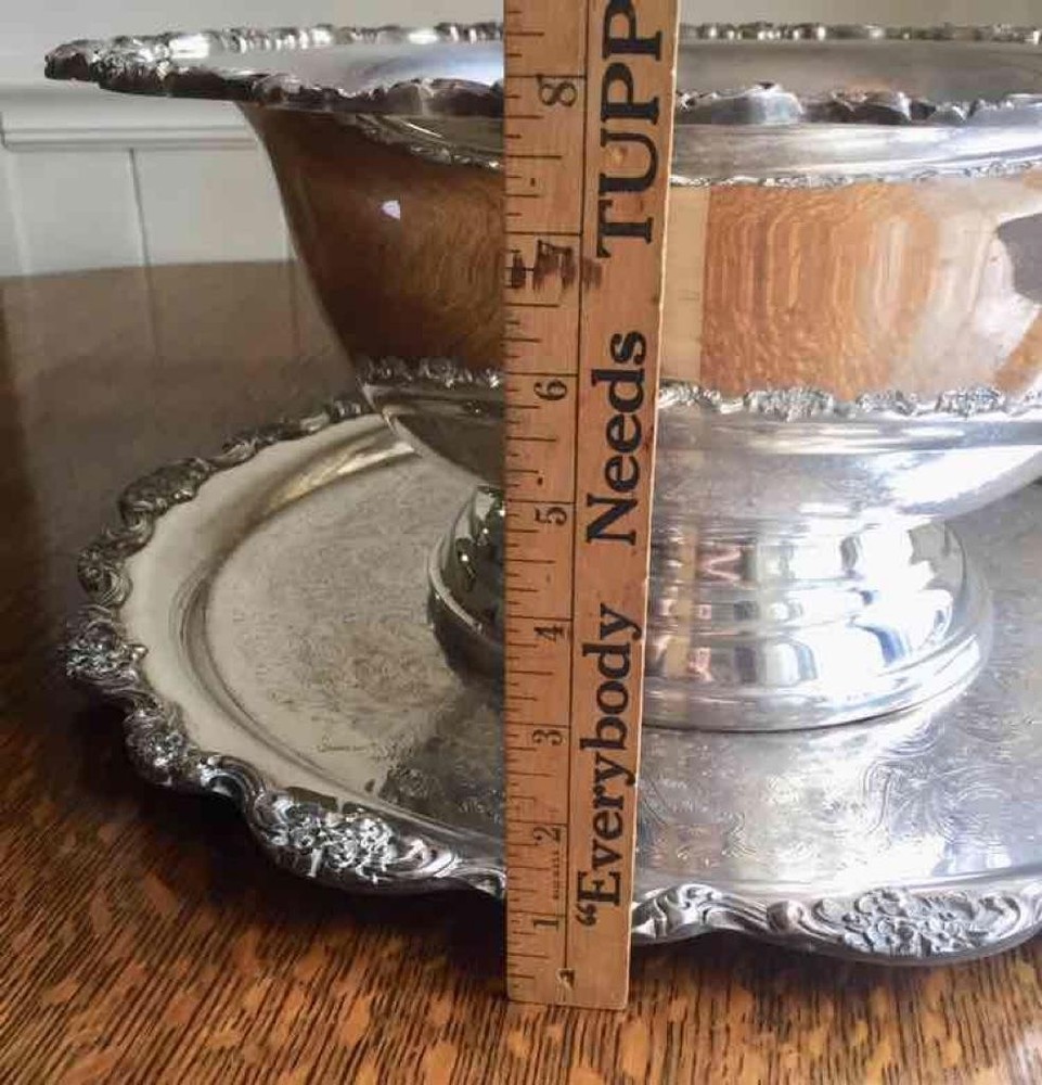 Towle Silverplate Punch Bowl Matching Tray & 9 Cups Mugs Ladle Grape Vine Design