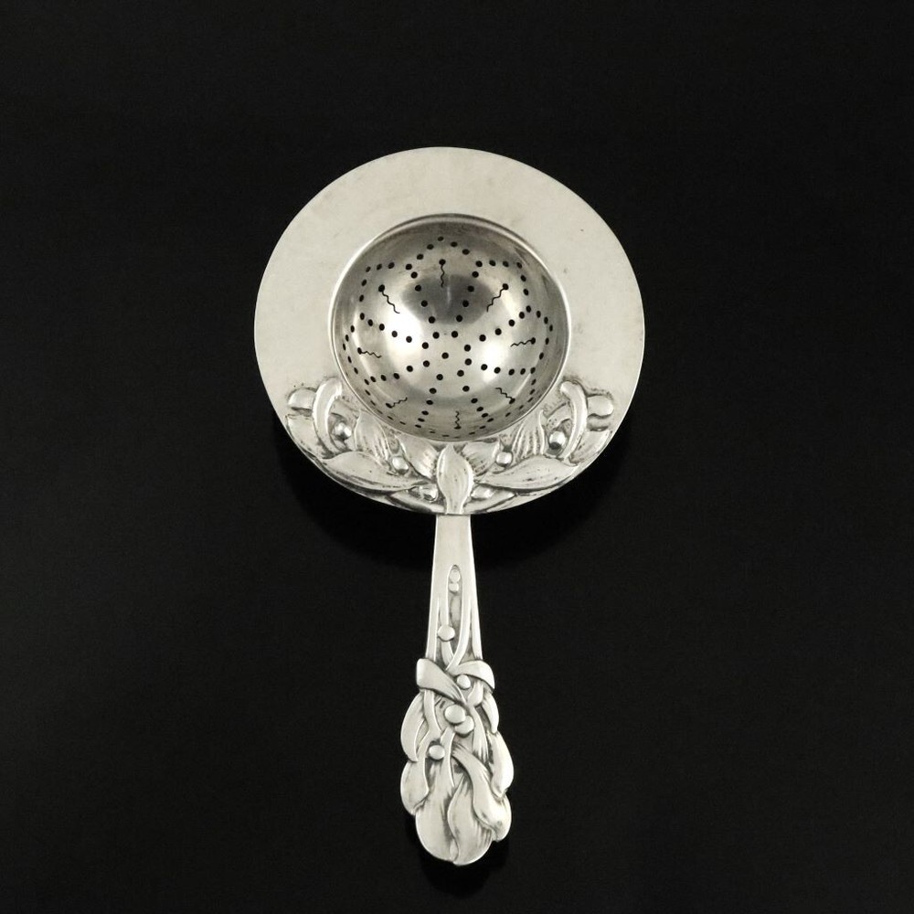 Heimbürger Silver Tea Strainer - Mistletoe / Mistelten
