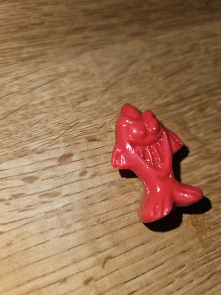 Original Crazy Bones Sharkey A30 1990's