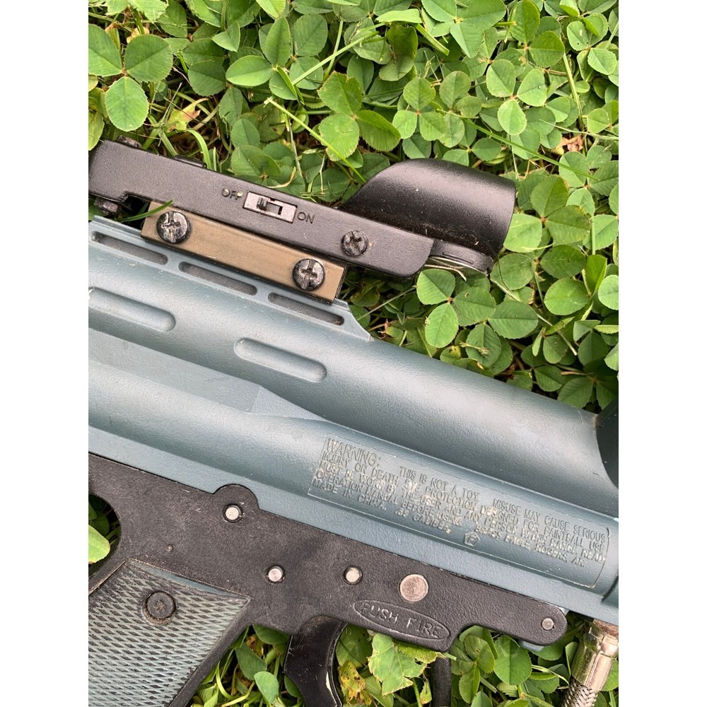 Eradicator Paint Ball Gun Gray / Blue UNTESTED