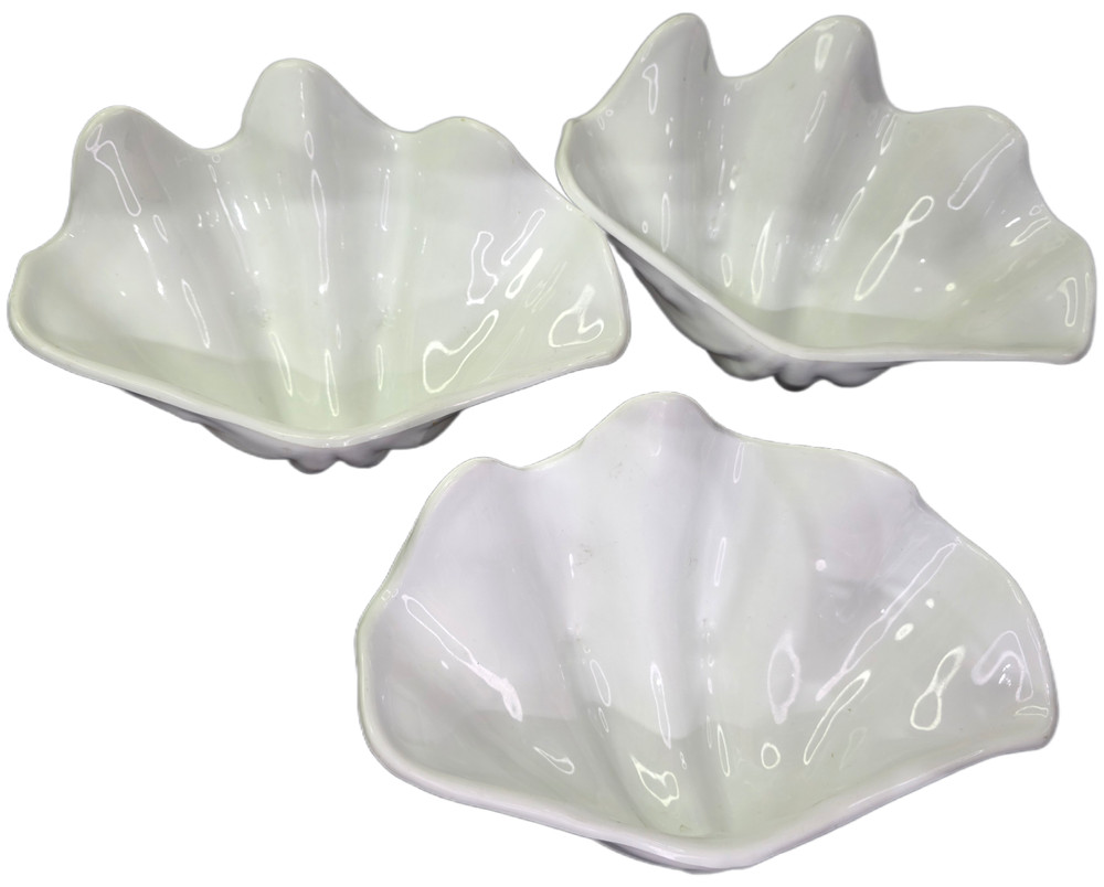 Three International SSB-5W, 5-Quart White Plastic Shell Serving Bowl Buffet