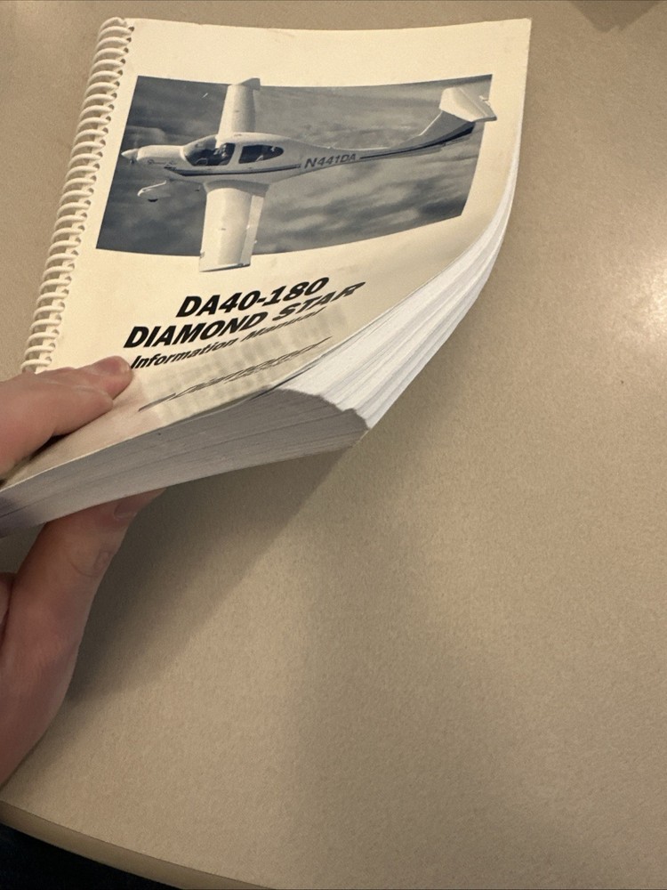 DA40-180 Diamond Star Information Manual
