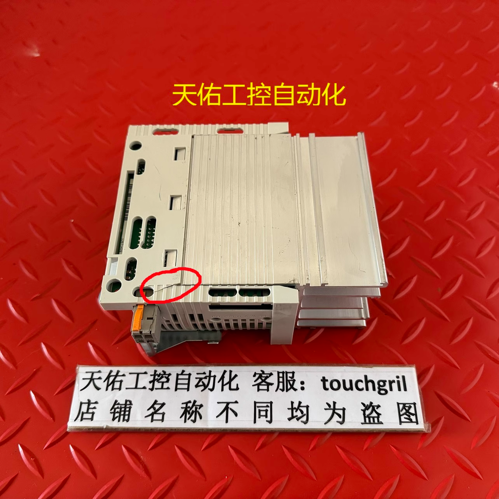 1PC USED E82EV371_2C 220V 0.37KW Converter