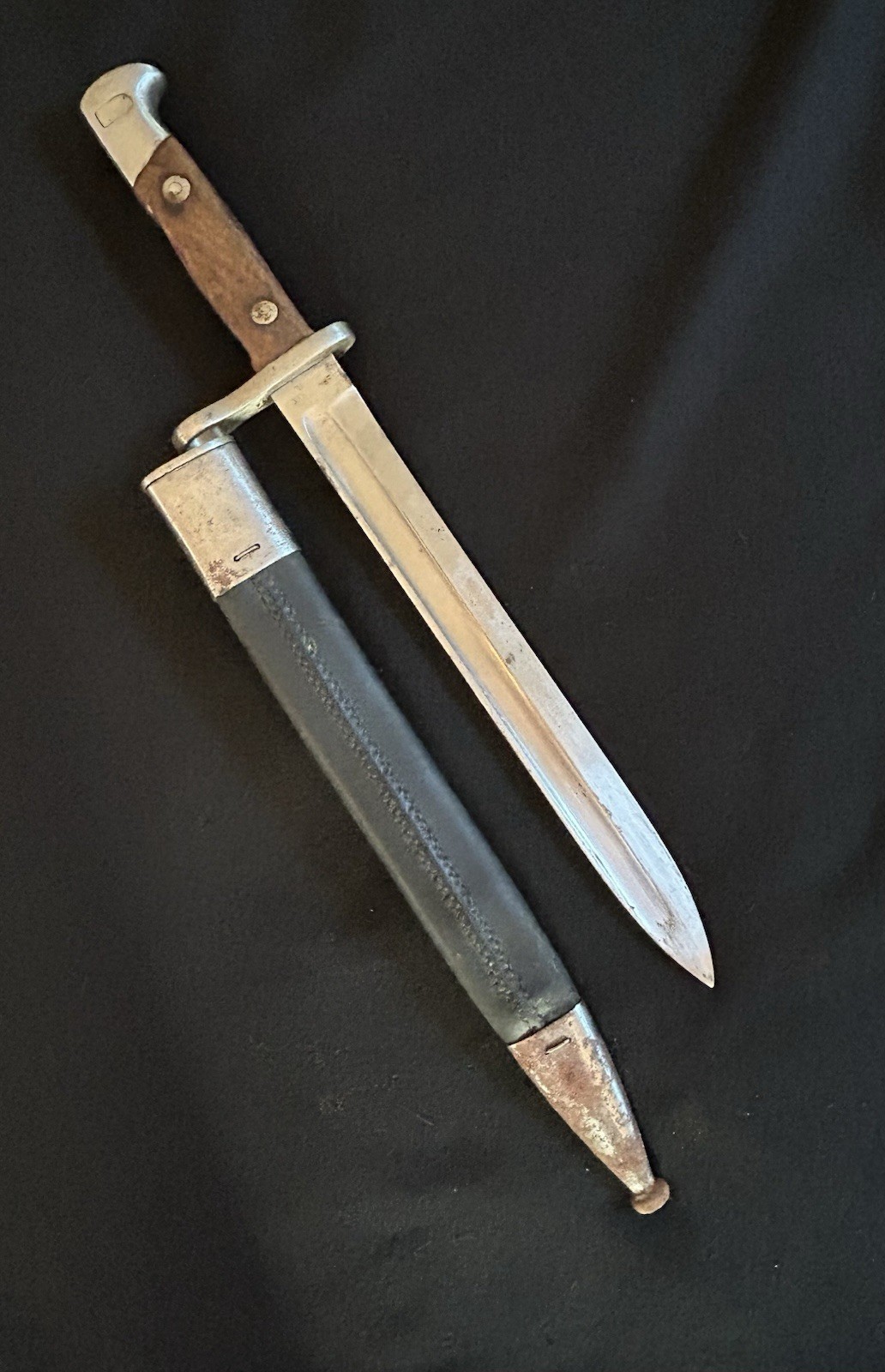 NICE! ORIGINAL Model 1893 Hump Back SPANISH P.R.8 BAYONET w/ SCABBARD