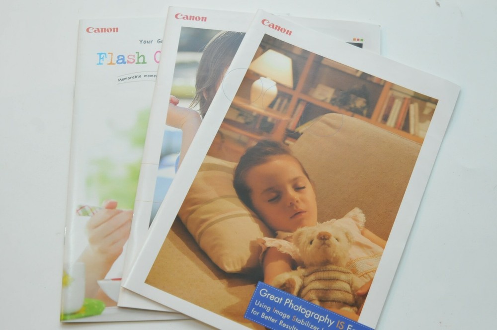 Canon EOS Guide Book Great Photography is Easy", Flash Class and Macro Booklets
