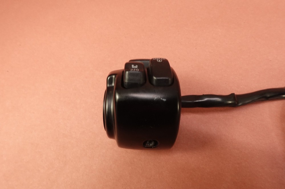 2000-2006 Harley Davidson FLHT Electra Glide RIGHT SWITCH START STOP