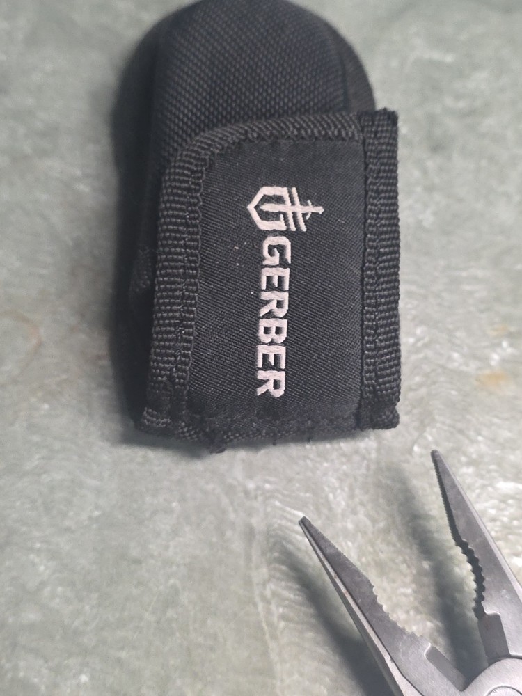 GERBER Suspension Multi-Tool Gray WITH Sheath — Great Condition