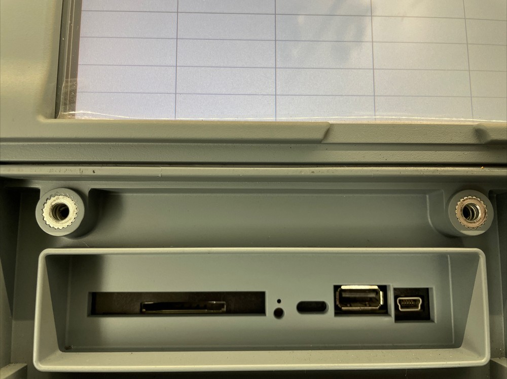 SIREC D400 Paperless Process Controller Recorder 12" Display 7nd4461-2fg46-1dd2