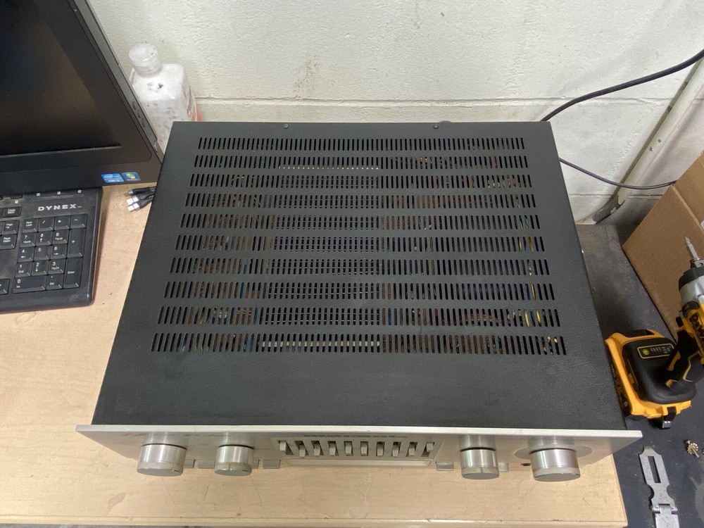 Marantz PM-700 Stereo Amplifier 80Watt Phono MM/MC