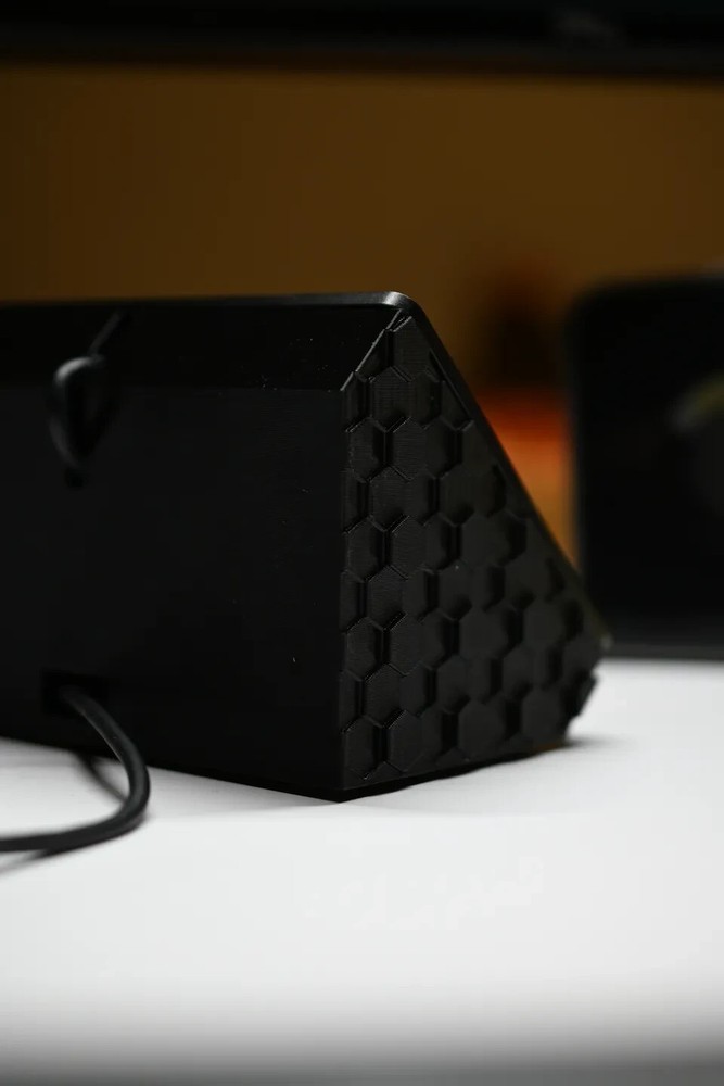 Elgato Stream Deck Stand MK1 15-Button Model - 3D Printed Desk Accessory (Read!)