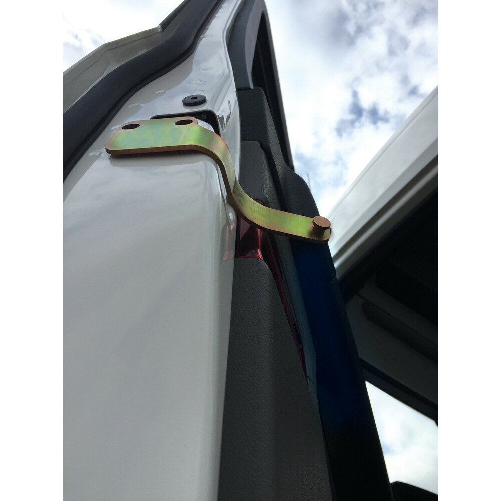Additional internal locks for Scania R Series 7 New Generation cabin