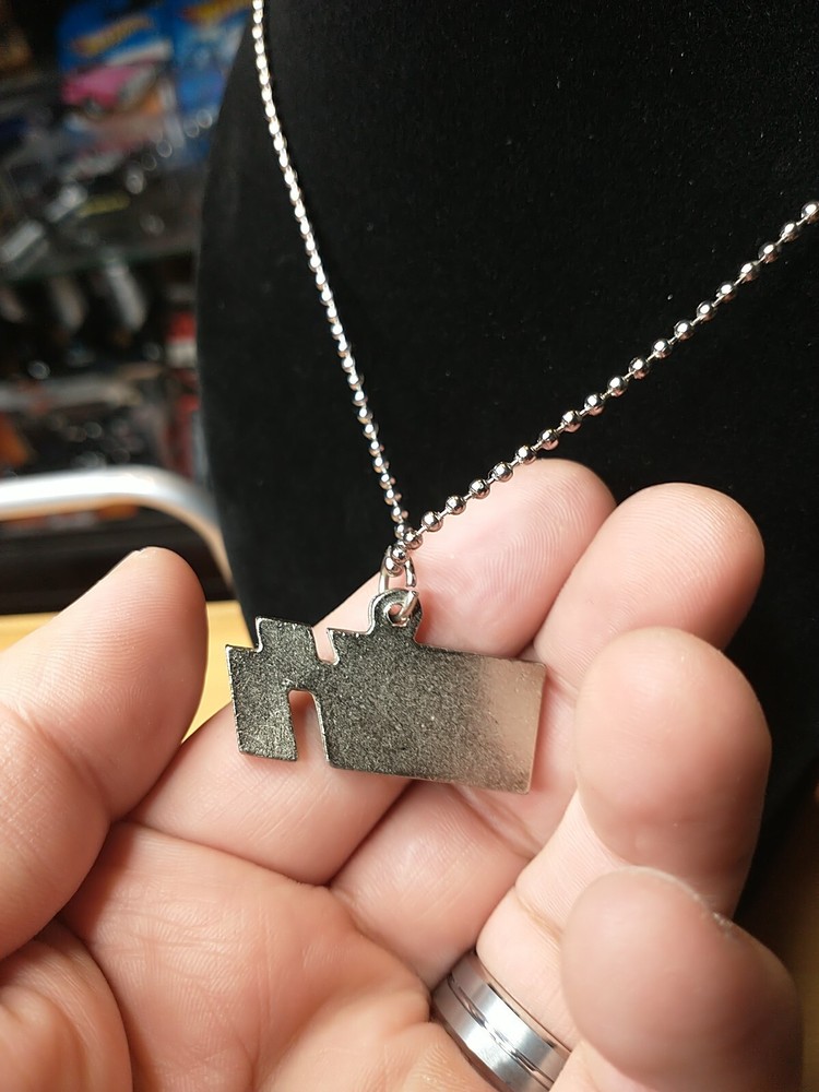 KISS - Necklace / Pendant