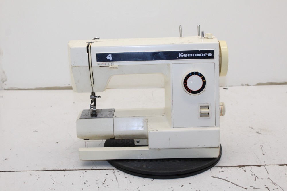 Kenmore 158.1110181 Sewing Machine - Untested As-is