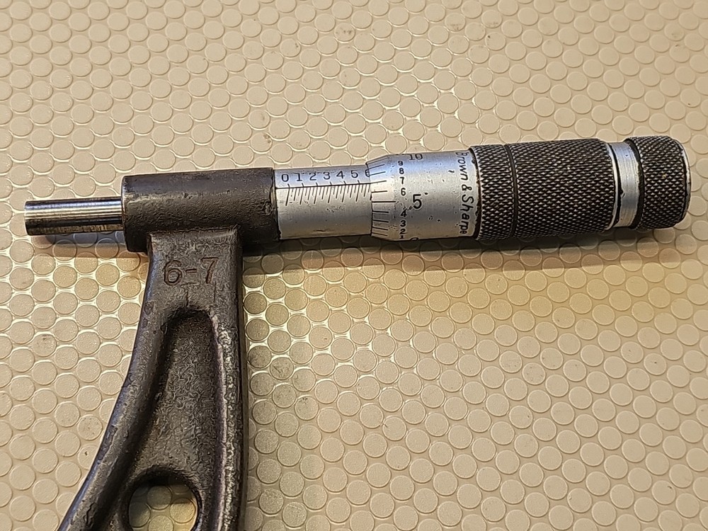 Brown & Sharpe Outside Micrometer – 6-7”