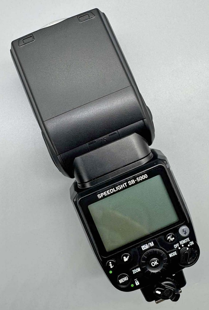 Nikon SB-5000 Flash Speedlite - Mint