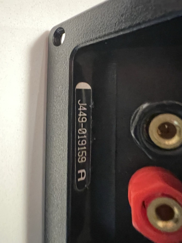 Infinity RS1 2/way Crossover/Terminal (2)