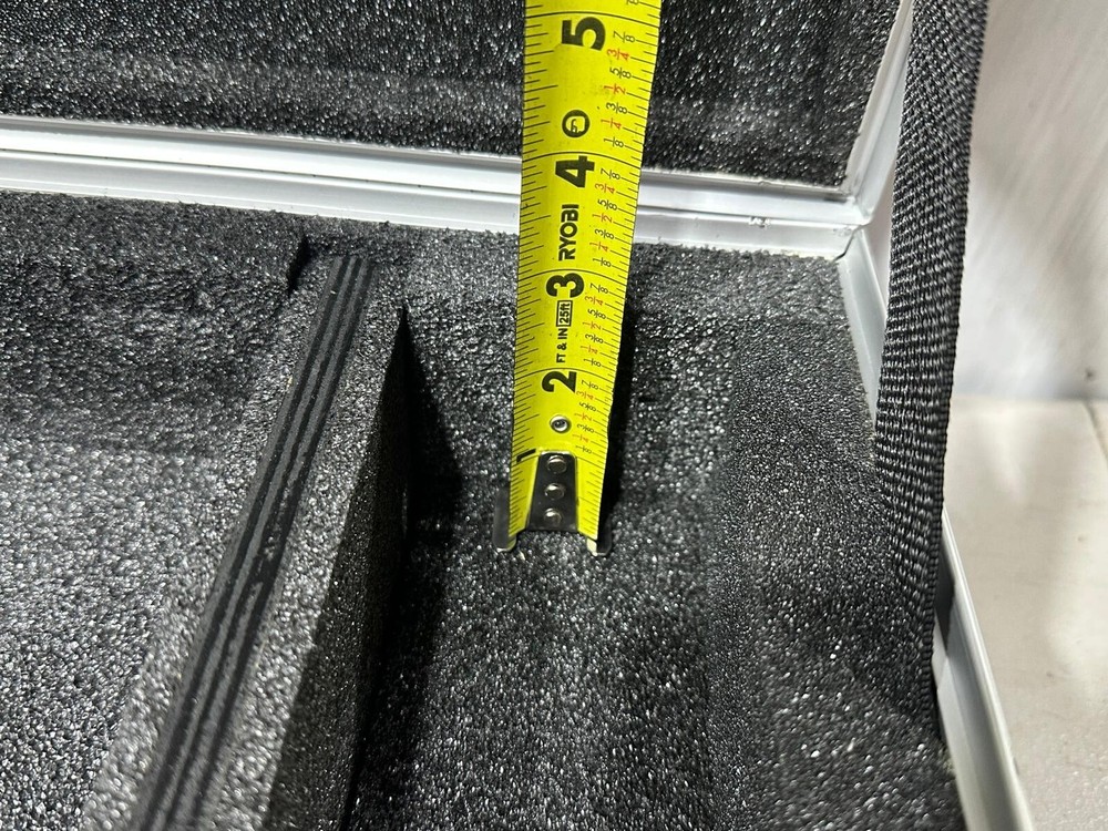 Unbranded Assorted Cases #2844 (One)THS